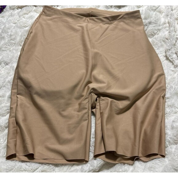 Skims Body butt Enhancing Padded Short clay XLarge NWT - Picture 3 of 7